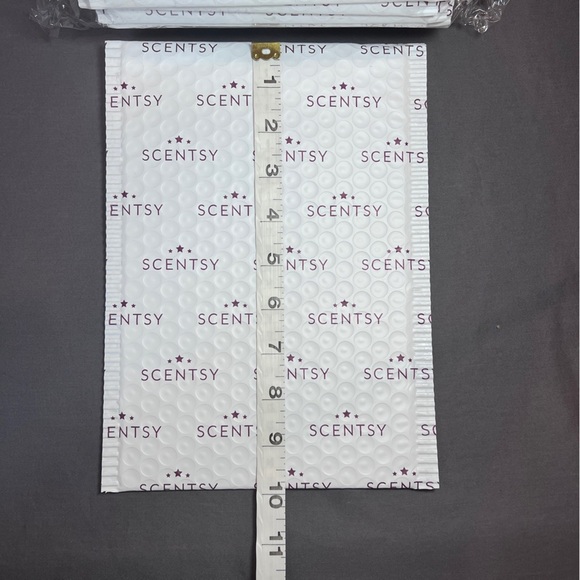 New Scentsy Bubble Mailer pkg of 25 - Picture 5 of 5
